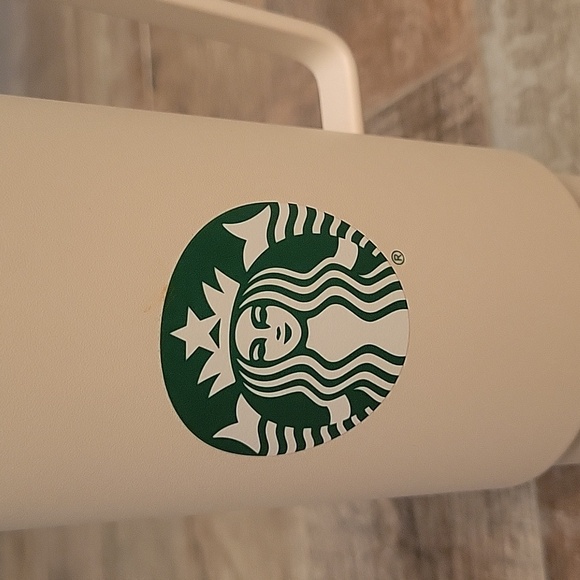 Starbucks 32oz White Metal Cold Cup With Handle NWOT - Picture 2 of 7